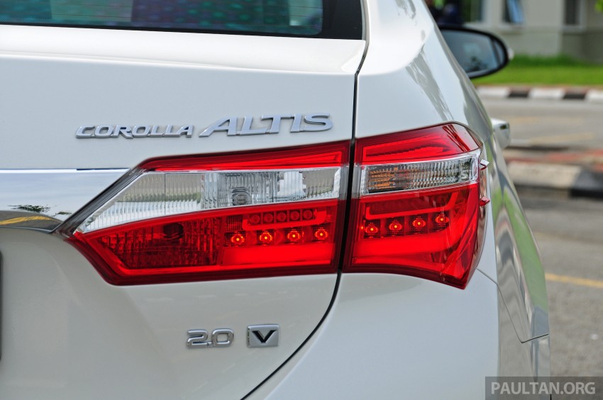 DRIVEN: 2014 Toyota Corolla Altis 2.0V on local roads 222502