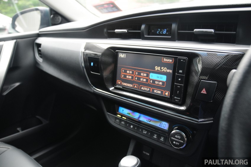 DRIVEN: 2014 Toyota Corolla Altis 2.0V on local roads 222516