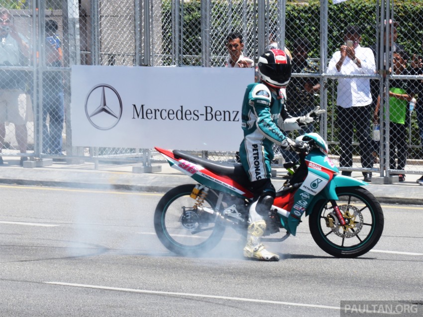 Thrilling show at Petronas Motorsports Demo Run 238019