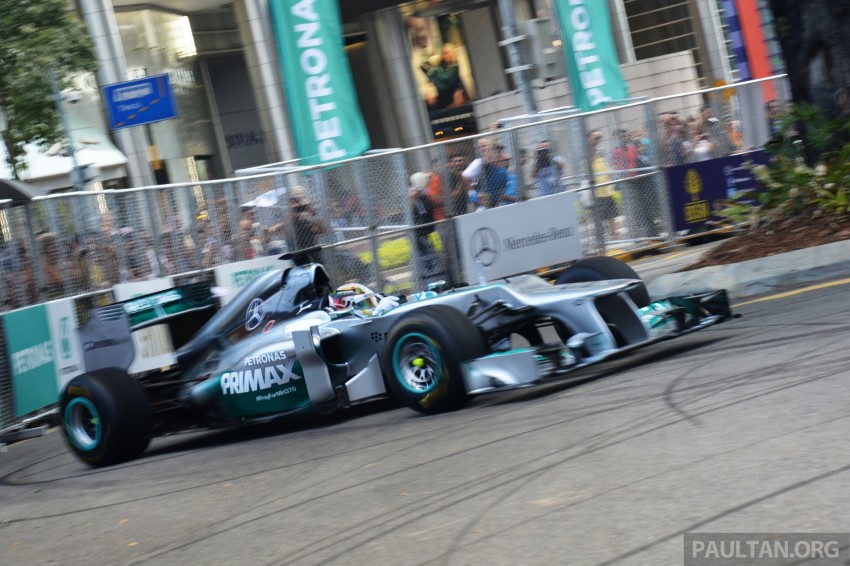 Thrilling show at Petronas Motorsports Demo Run 238046