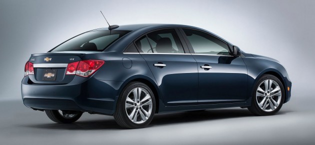 2015 Chevrolet Cruze US Facelift-05