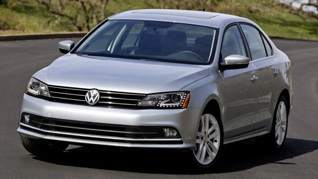 2015_Volkswagen_Jetta_facelift_03