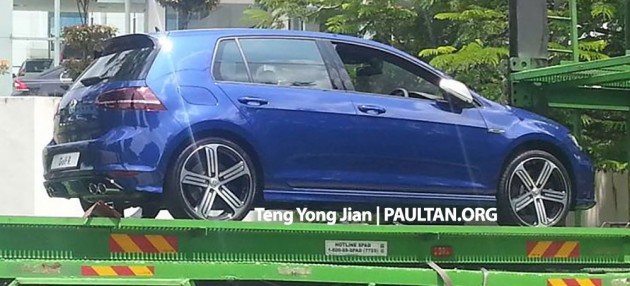 golf-r-mk7-spyshot-1