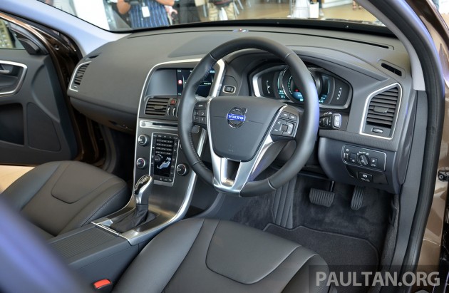 Volvo XC60 Facelift Drive-E- 16