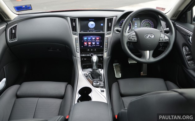 Infiniti Q50S Hybrid 9