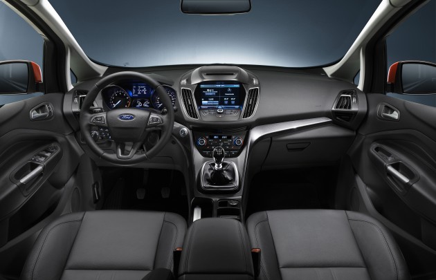 New C-MAX interior 01