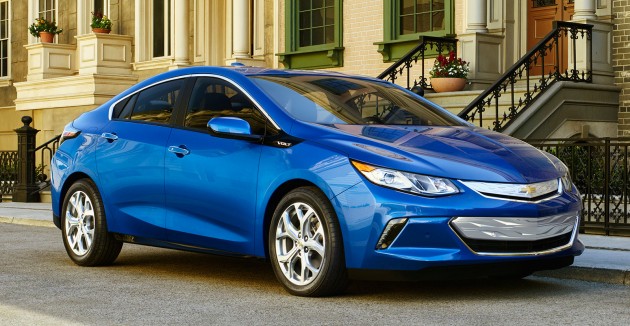 2015 Chevrolet Volt-01