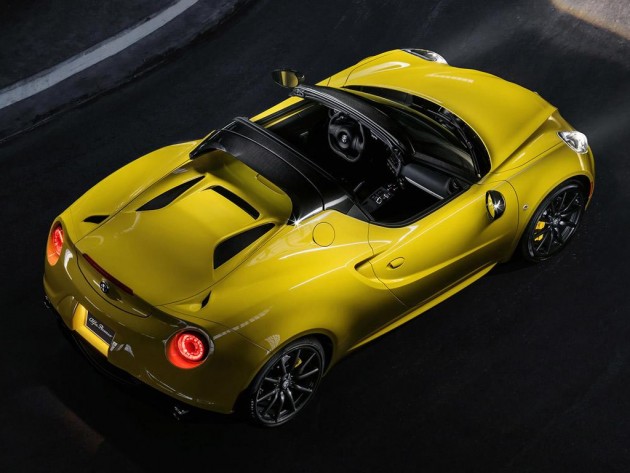 Alfa-Romeo-4C-Spider- 2016-36