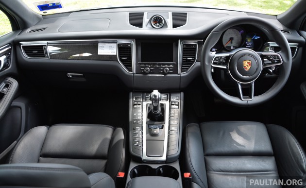 Porsche Macan drive 14