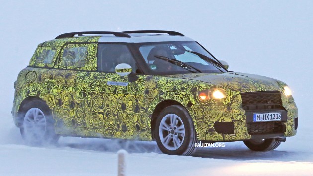 MINI-COUNTRYMAN-HYBRID-0009