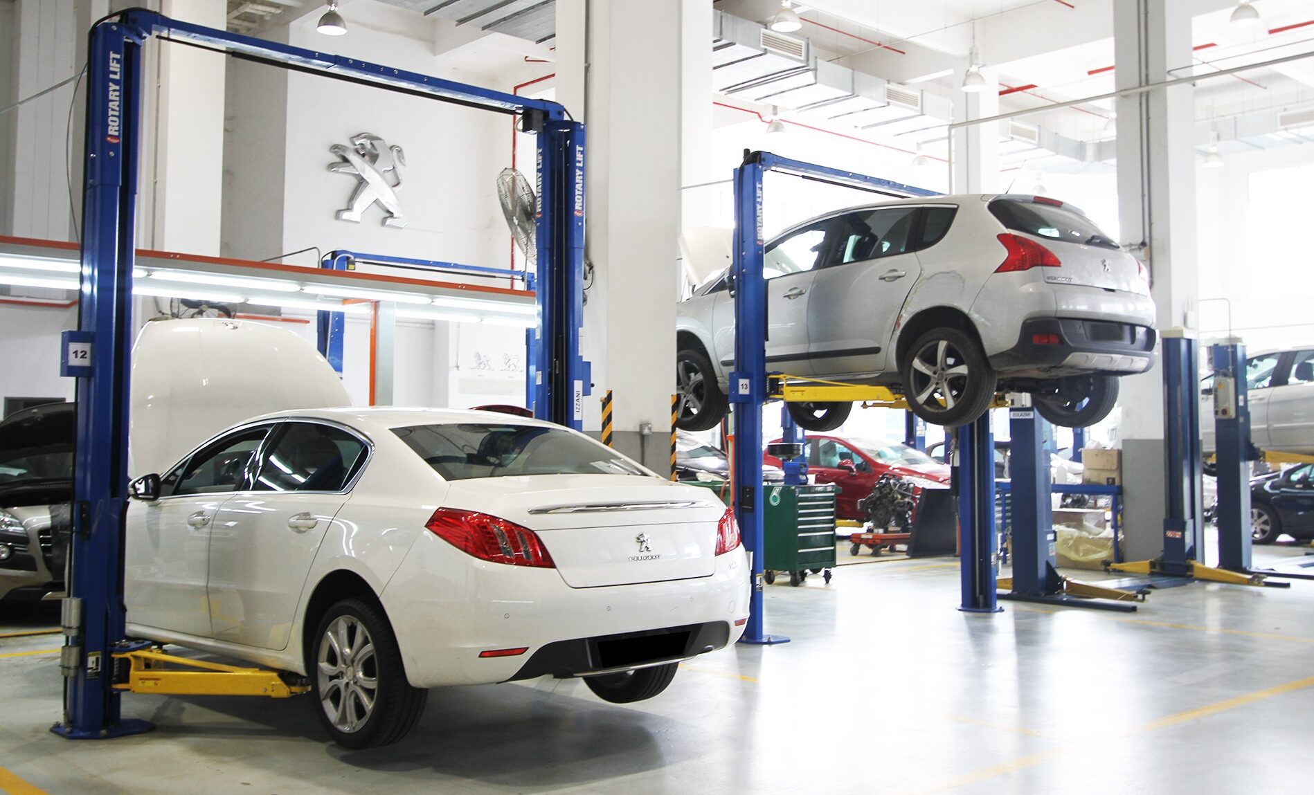 Peugeot akan tawarkan waranti 5+5 tahun, servis pantas dengan Berjaya; Bermaz akan ambil alih Kia?