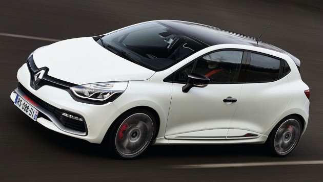 Renault Clio RS 220 Trophy-07
