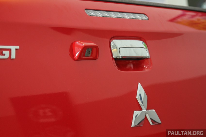 GALLERY: 2015 Mitsubishi Triton VGT in showroom! 334535