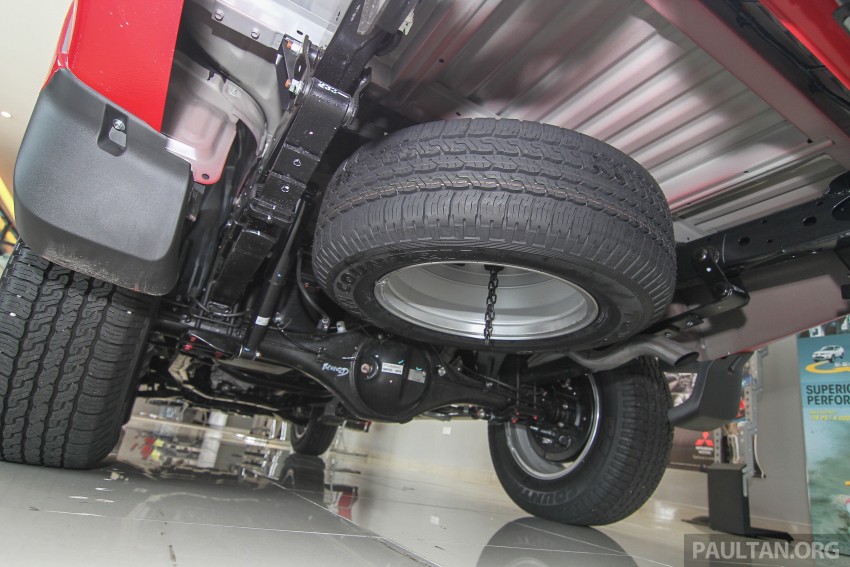 GALLERY: 2015 Mitsubishi Triton VGT in showroom! 334575