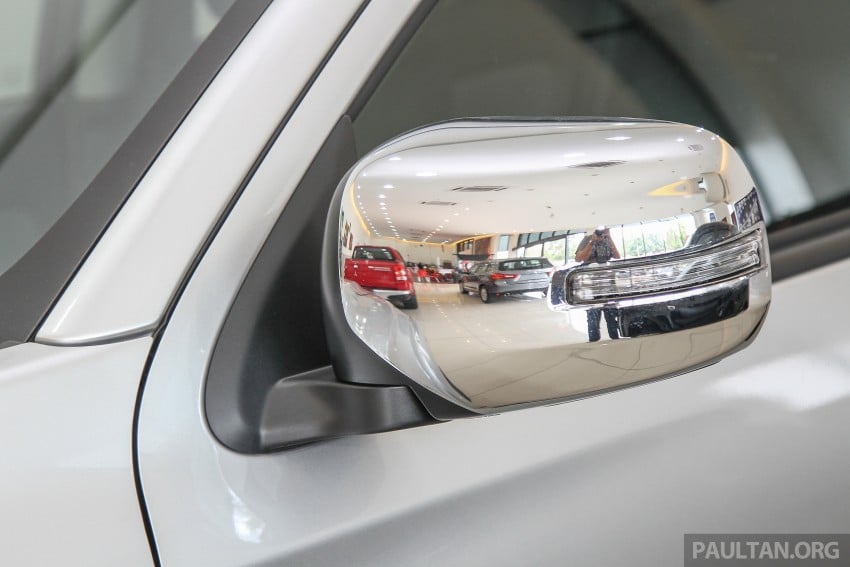 GALLERY: 2015 Mitsubishi Triton VGT in showroom! 334589