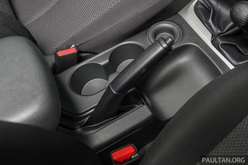 GALLERY: 2015 Mitsubishi Triton VGT in showroom! 334601
