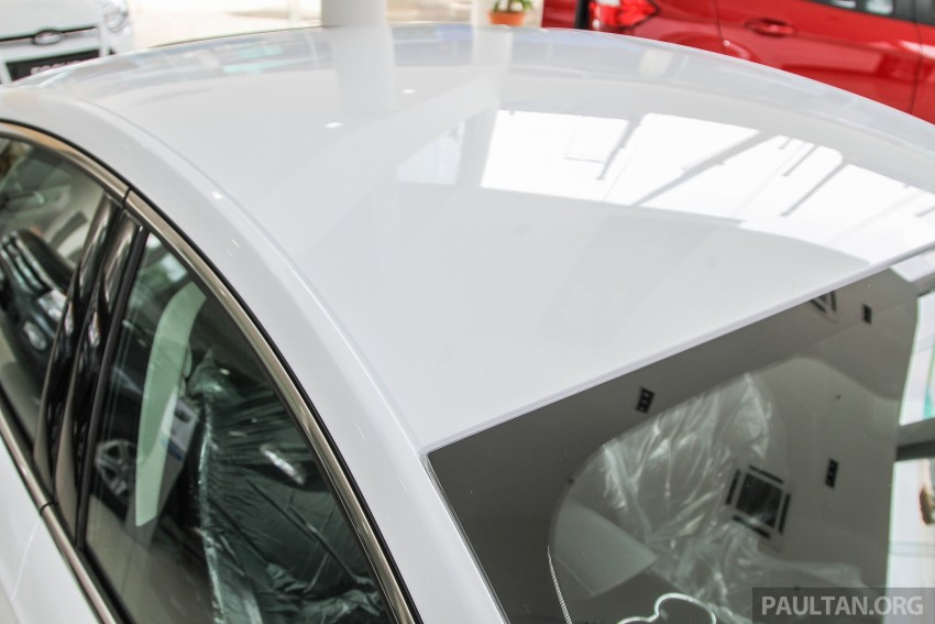GALLERY: 2015 Ford Mondeo in the showroom 337396
