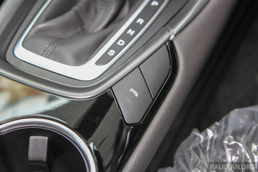 GALLERY: 2015 Ford Mondeo in the showroom 337418