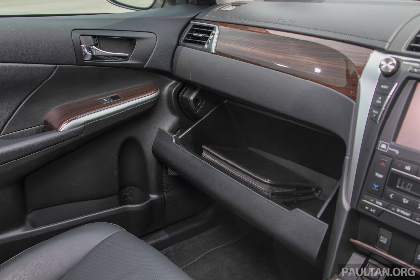 GALLERY: 2015 Toyota Camry – 2.0G or 2.5 Hybrid? 337911