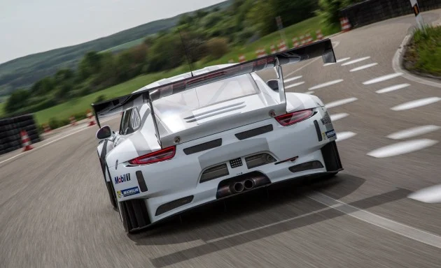 Porsche 911 GT3 R-04