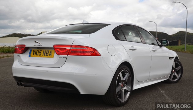jaguar-xe-20d-man 1402