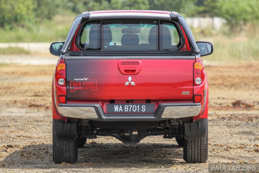 GALLERY: New and old Mitsubishi Triton, side-by-side 346682