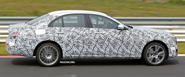 VIDEO: Mercedes-Maybach E-Class test mule spied