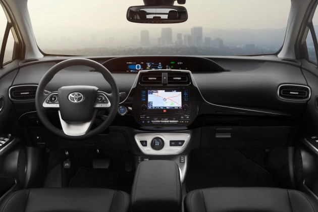 2016_Toyota_Prius_003_BFD9231177B78208254C9F2E776C8576C9520309