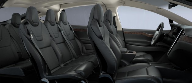 Tesla Model X 7