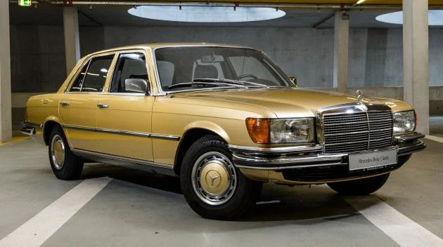 2015-mercedes-benz-museum-all-time-stars-2