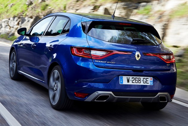 Renault_Megane_IV_033