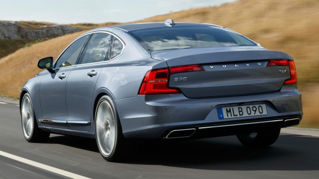 Rear Quarter Volvo S90 Mussel Blue 2