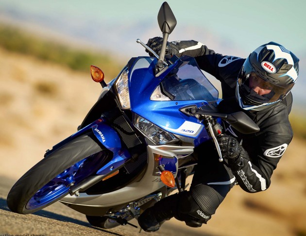 2015-Yamaha-YZF-R3-25