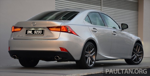 Lexus IS 200t Review 15