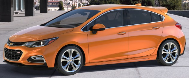 2017 Chevrolet Cruze hatchback unveiled in the US