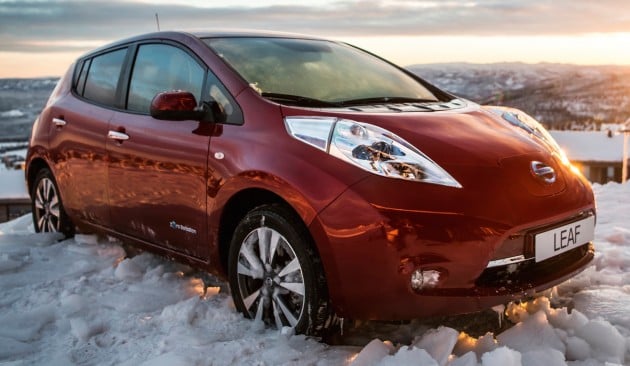 2016 Nissan Leaf 30 kWh-06