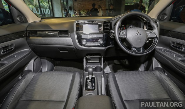 Outlander Msia Cabin