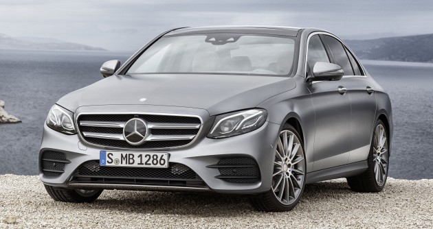 E 400 4MATIC, AMG Line, selenitgrau magno, Leder schwarz/sattelbraun E 400 4MATIC, AMG Line, selenit grey magno, leather black/saddle brown