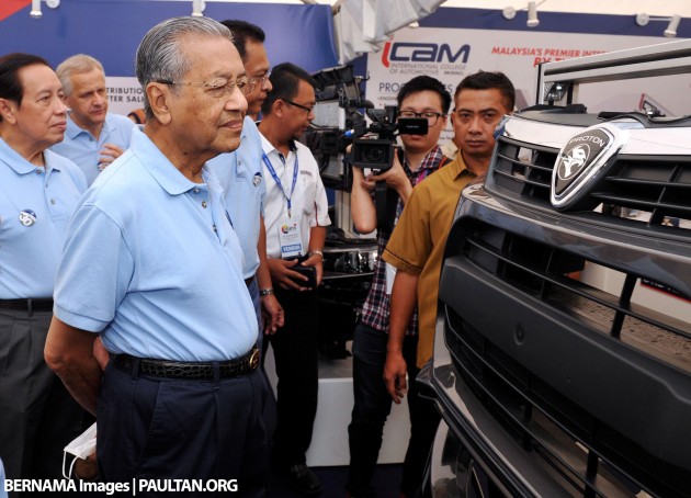 tun-mahathir-alami-proton