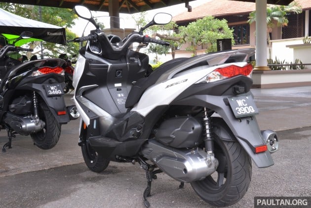2016 Kawasaki J300 -17