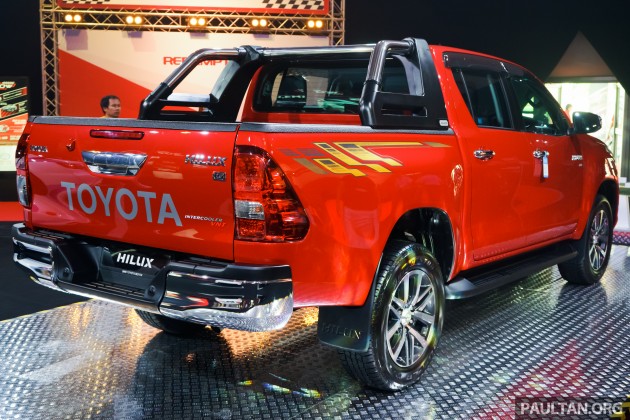 2016-Toyota-Hilux-preview-2