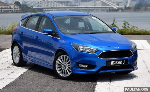 Ford Focus 1.5L EcoBoost quick drive 8