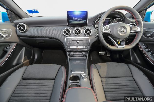 Mercedes_A200_Int_23
