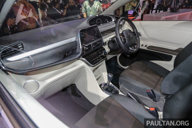Toyota_Sienta-27_BM