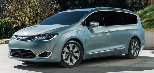 2017 Chrysler Pacifica Hybrid-9