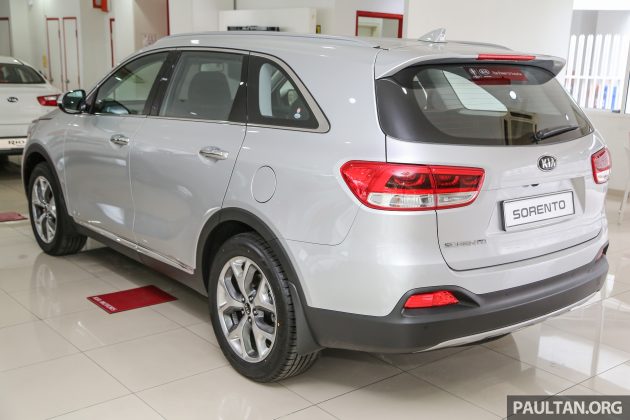 Kia_Sorento_Petrol_MS_Ext-17