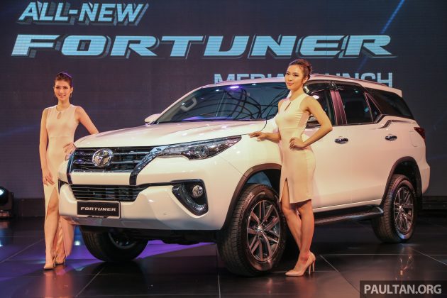 Toyota_Hilux_Fortuner_Launch-3