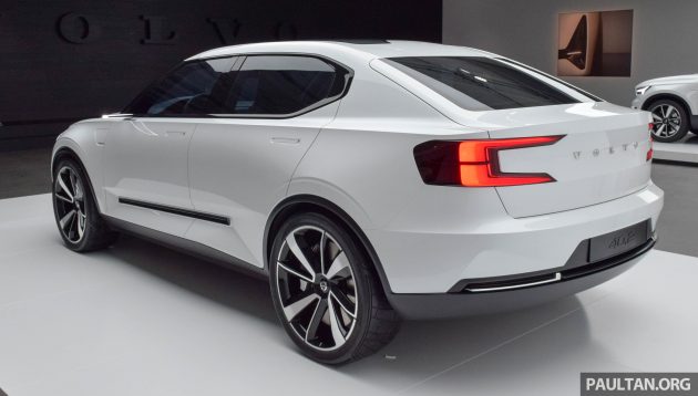 Volvo V40 hatch to rival the A-Class – to get 250 PS, 400 Nm plug-in hybrid and pure electric versions
