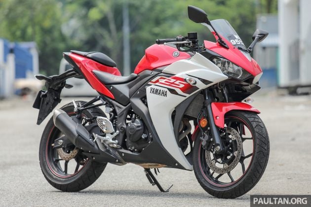 Yamaha_R25_02