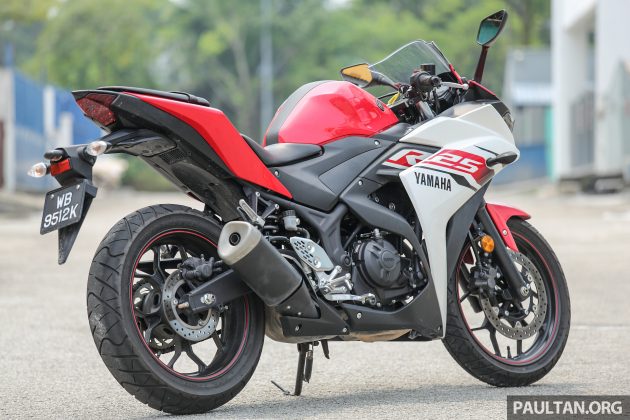 Yamaha_R25_12